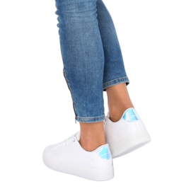 White LA38P White sneakers on a high sole blue 1