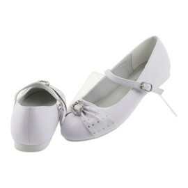 Ballerinas with communion rhinestones American Club 12/19 white 4 Ballerinas with communion rhinestones American Club 12/19 white 4