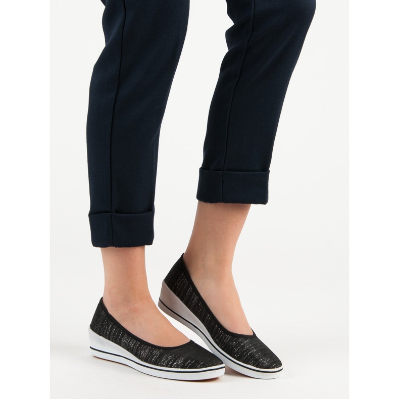 Comer Black Ballerina On Wedge 1