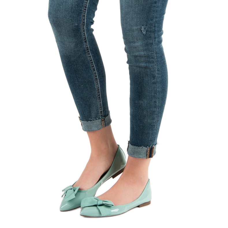 Corina Lacquered Ballerina With A Bow green 1