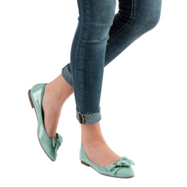 Corina Lacquered Ballerina With A Bow green 2