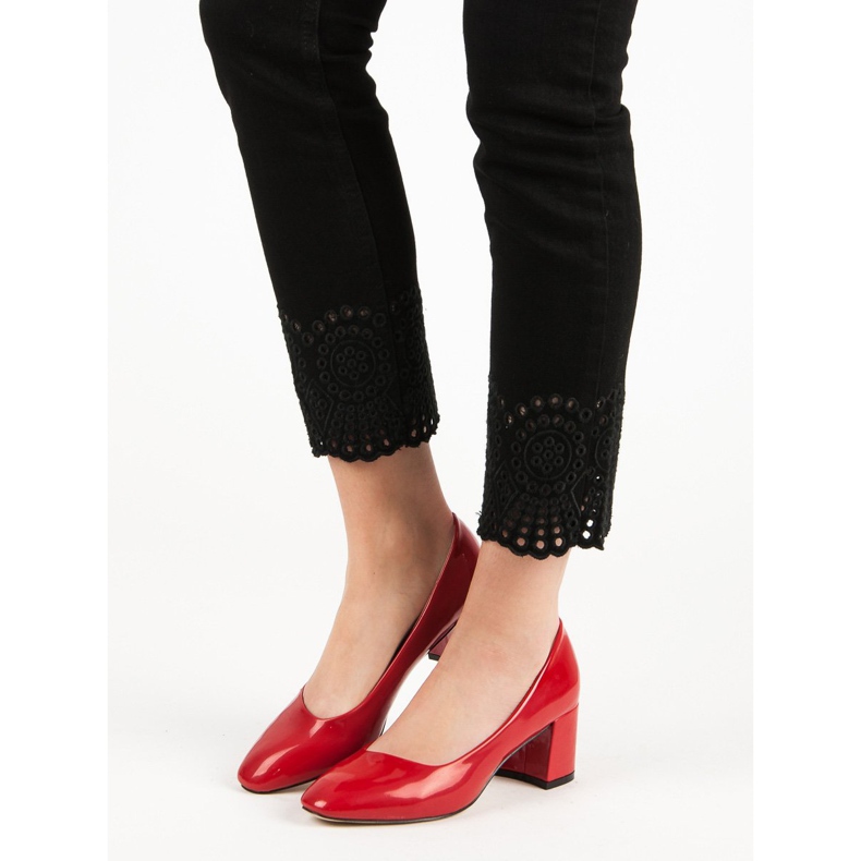 Diamantique Lacquered Pumps On A Pillar 1