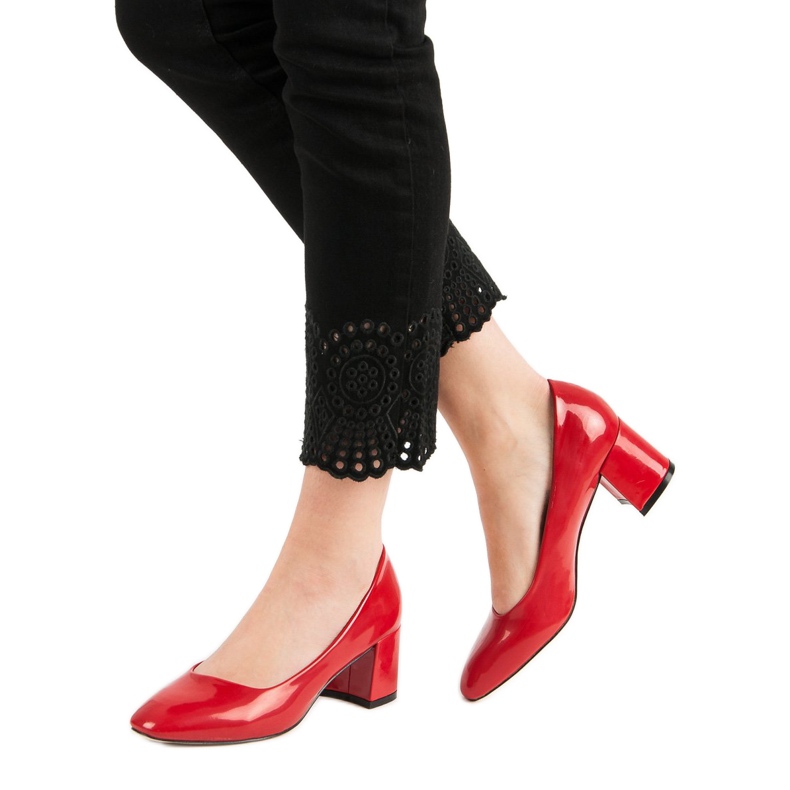 Diamantique Lacquered Pumps On A Pillar 2