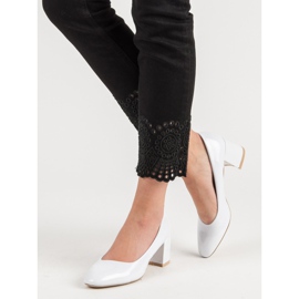 Diamantique Lacquered Pumps On A Pillar white 2