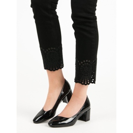Diamantique Lacquered Pumps On A Pillar black 2
