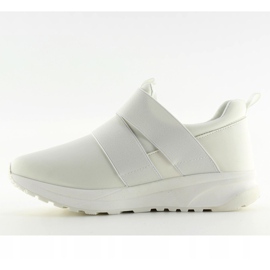 White sports shoes for women NB151P White 1
