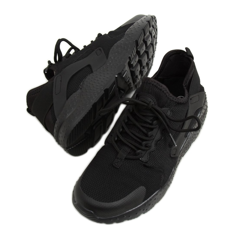 Black 310-2 Black sports shoes 1