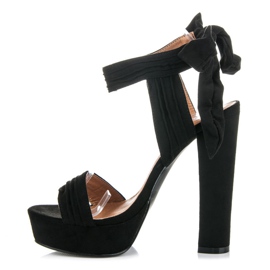 Comer Sandals On The Platform With A Binding black 1