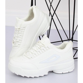 White BL153P White sports shoes 2