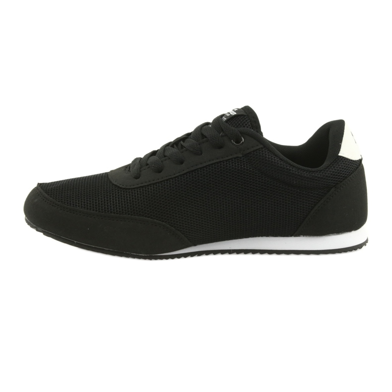 American Club sports tied shoes white black 2
