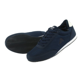American Club sports tied shoes white navy blue 5 American Club sports tied shoes white navy blue 5