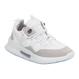 Light White Sneakers 2