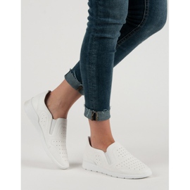 Queen Bee Slip On Light Sneakers white 2