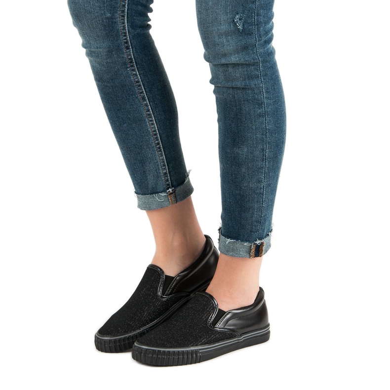 Muto Black Slip On Sneakers 1