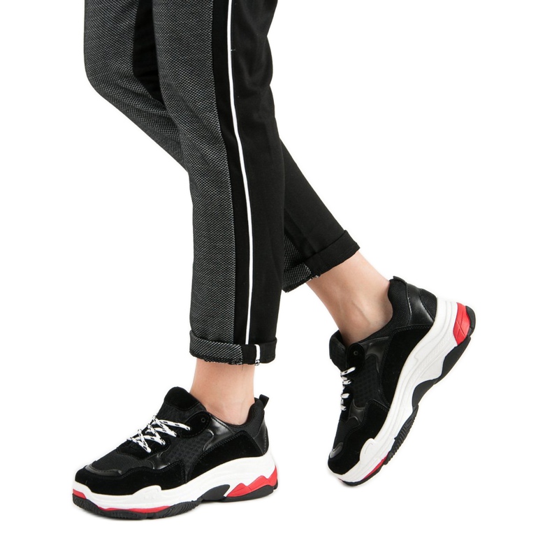 Small Swan Sneakers On The Platform black 2