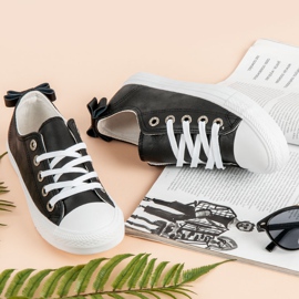 Black Low Sneakers 1