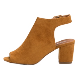 Nio Nio Built Sandals On A Bar yellow 1