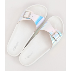 White BG27P White petrol flip-flops 2