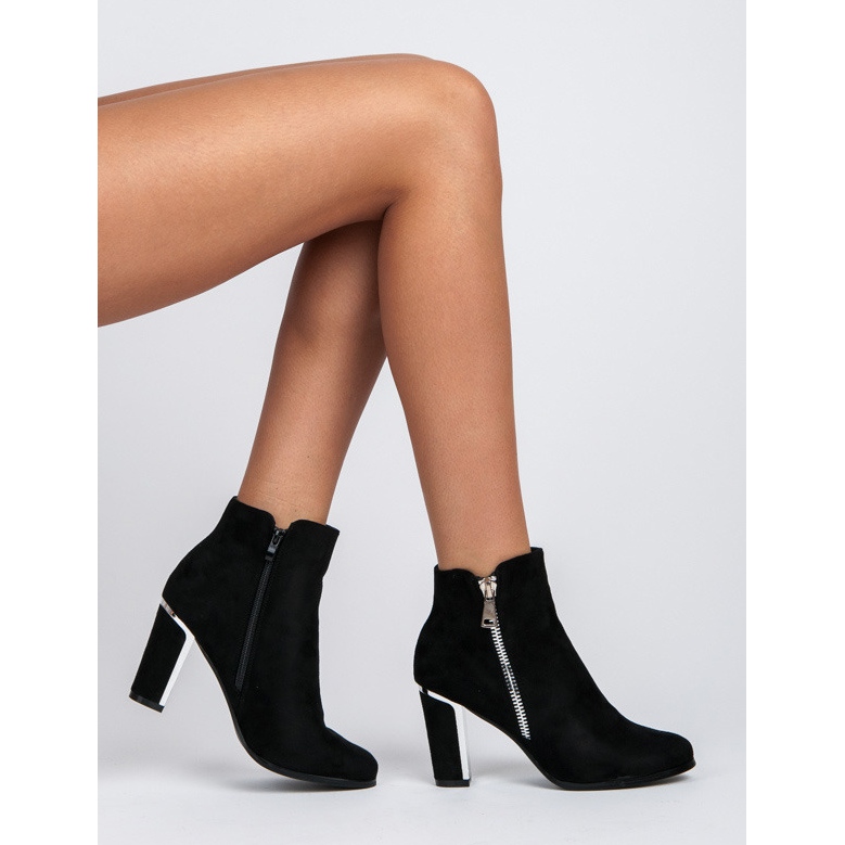 Ch. Creation Comfortable high-heeled shoes black 2