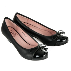 Kylie Wedge Pumps black 1 Kylie Wedge Pumps black 1