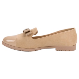 Lords with a varnished nose brown 1