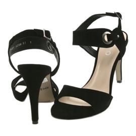 Leather sandals on a black Edeo 3208 heel 4