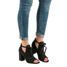 Vinceza Built Sandals On A Bar black 1