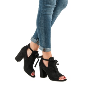 Vinceza Built Sandals On A Bar black 2