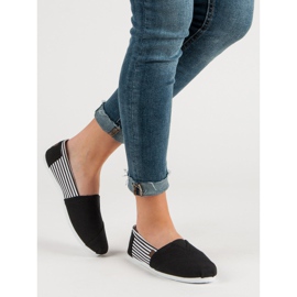 Slip On Light Sneakers white black 1