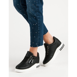 Fashionable Black Sneakers 2