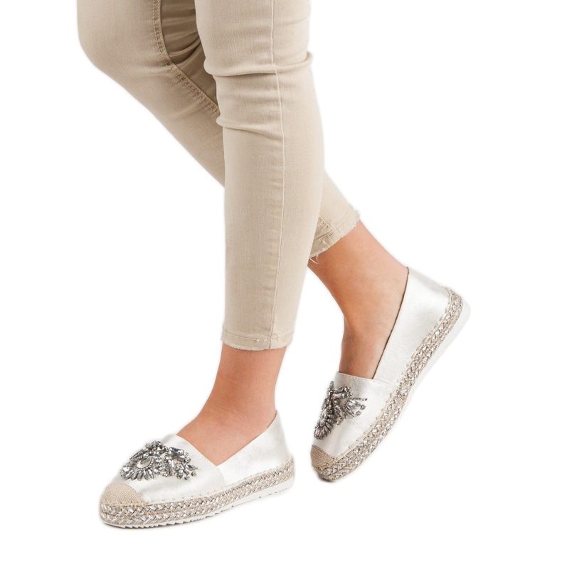 White Espadrilles With Ornaments 2