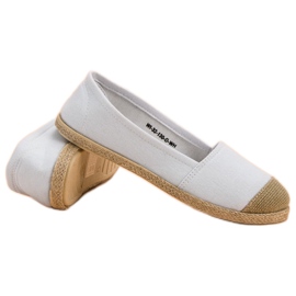 Fashionable White Espadrilles 1 Fashionable White Espadrilles 1