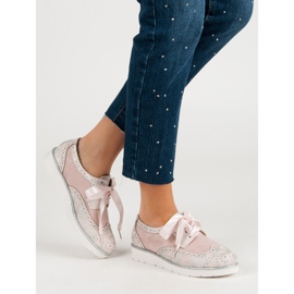 Vices Shoes tied with a ribbon pink 2