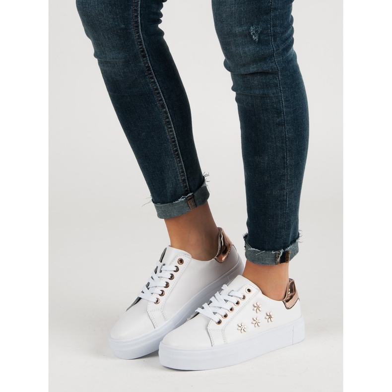 Filippo Leather Sport Shoes With Flowers white 1