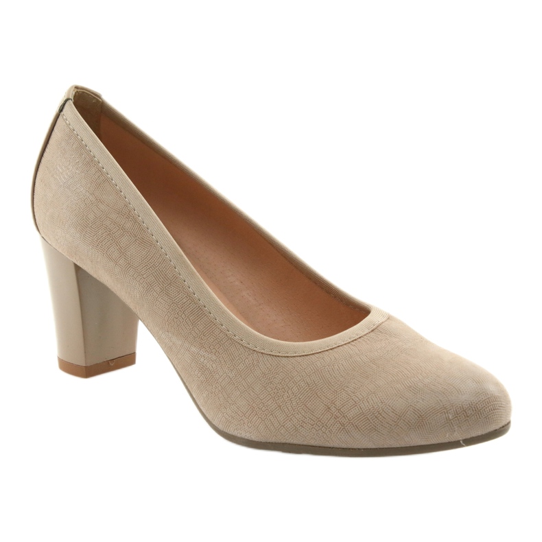Women's leather pumps with flexible sole Arka 5137 beige 1 Women's leather pumps with flexible sole Arka 5137 beige 1
