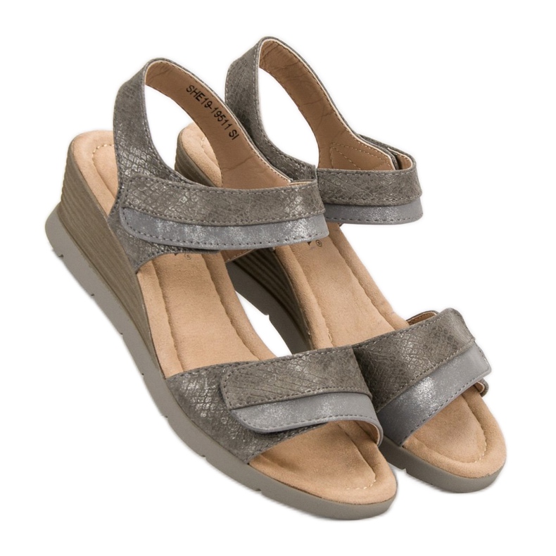 Light sandals on the VINCEZA wedge brown multicolored 2