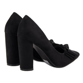 Seastar Suede Pumps With A Bow black 1