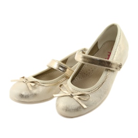 Ballerinas pumps with an American Club GC18 bow brown yellow 3
