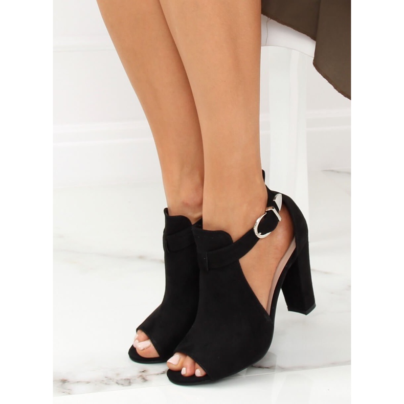 Pumps with an open finger black 368-2 Black 1