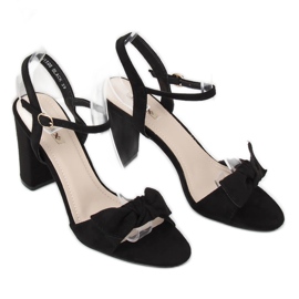 Black sandals on the post GH1508 Black 1