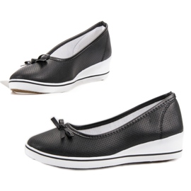 Sports Ballerina On A Wedge black 1