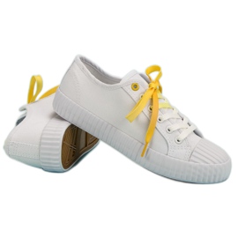 Yes Mile Fashionable White Sneakers 1