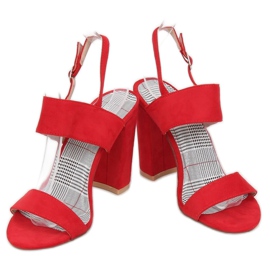 Sandals on the post red S116 Red 2