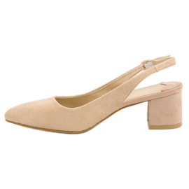 Emaks Beige pumps 1