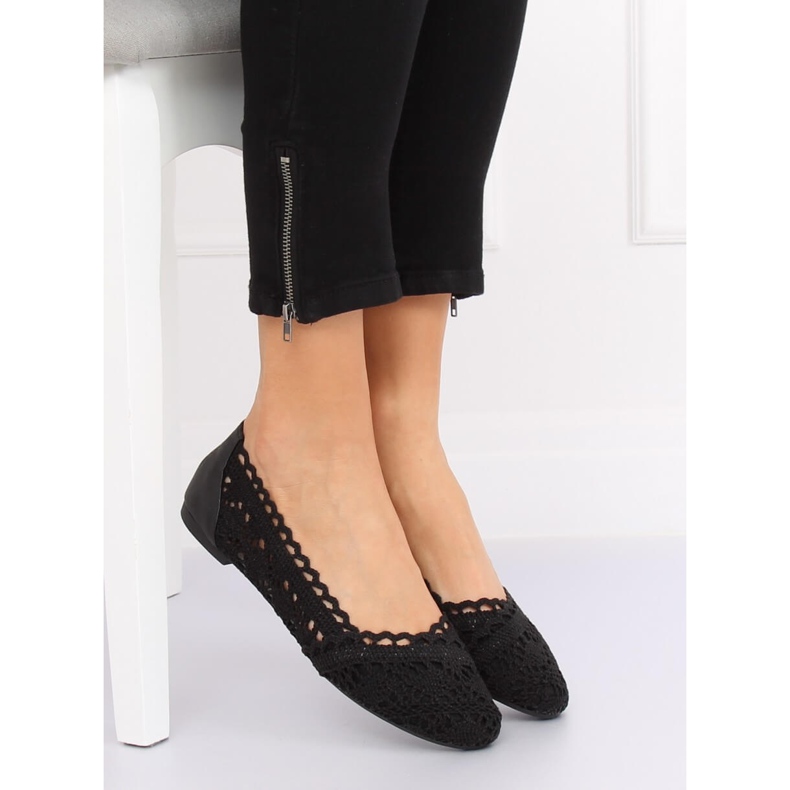 Black 4701 Black openwork ballerinas 2