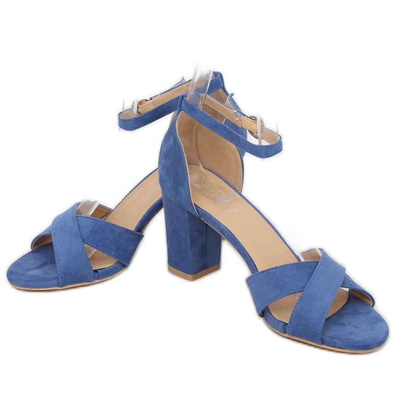 FH-3M26 Blue sandals on the post 1