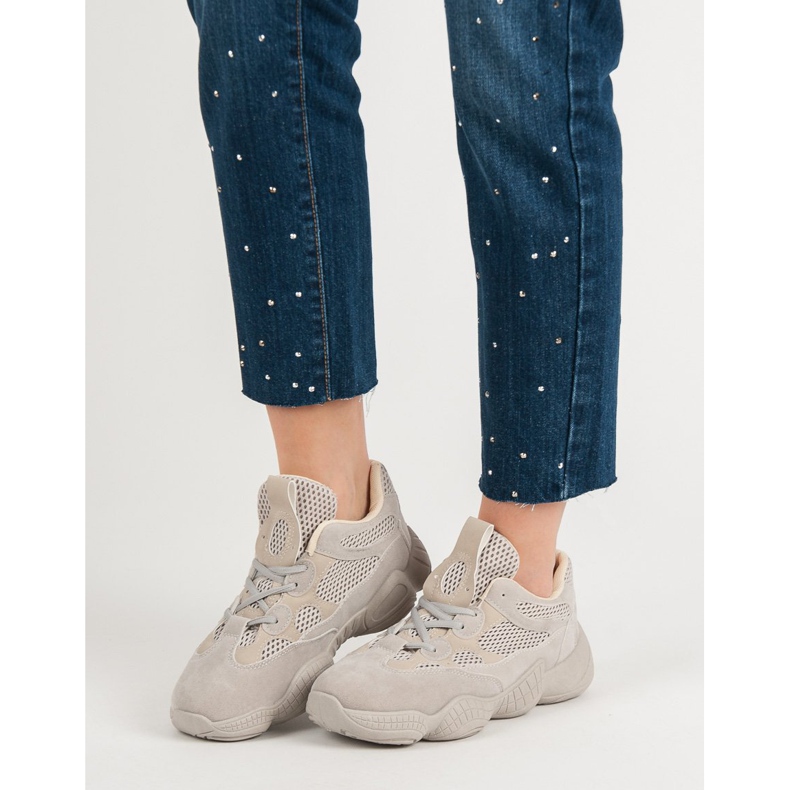 Renda Beige Sneakers 2 Renda Beige Sneakers 2