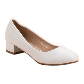 Renda Flat Heel Pumps white 1
