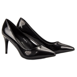 Small Swan Black Lacquered Pins 1