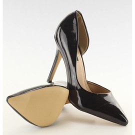 Asymmetrical pumps U383 black II-GAT 2